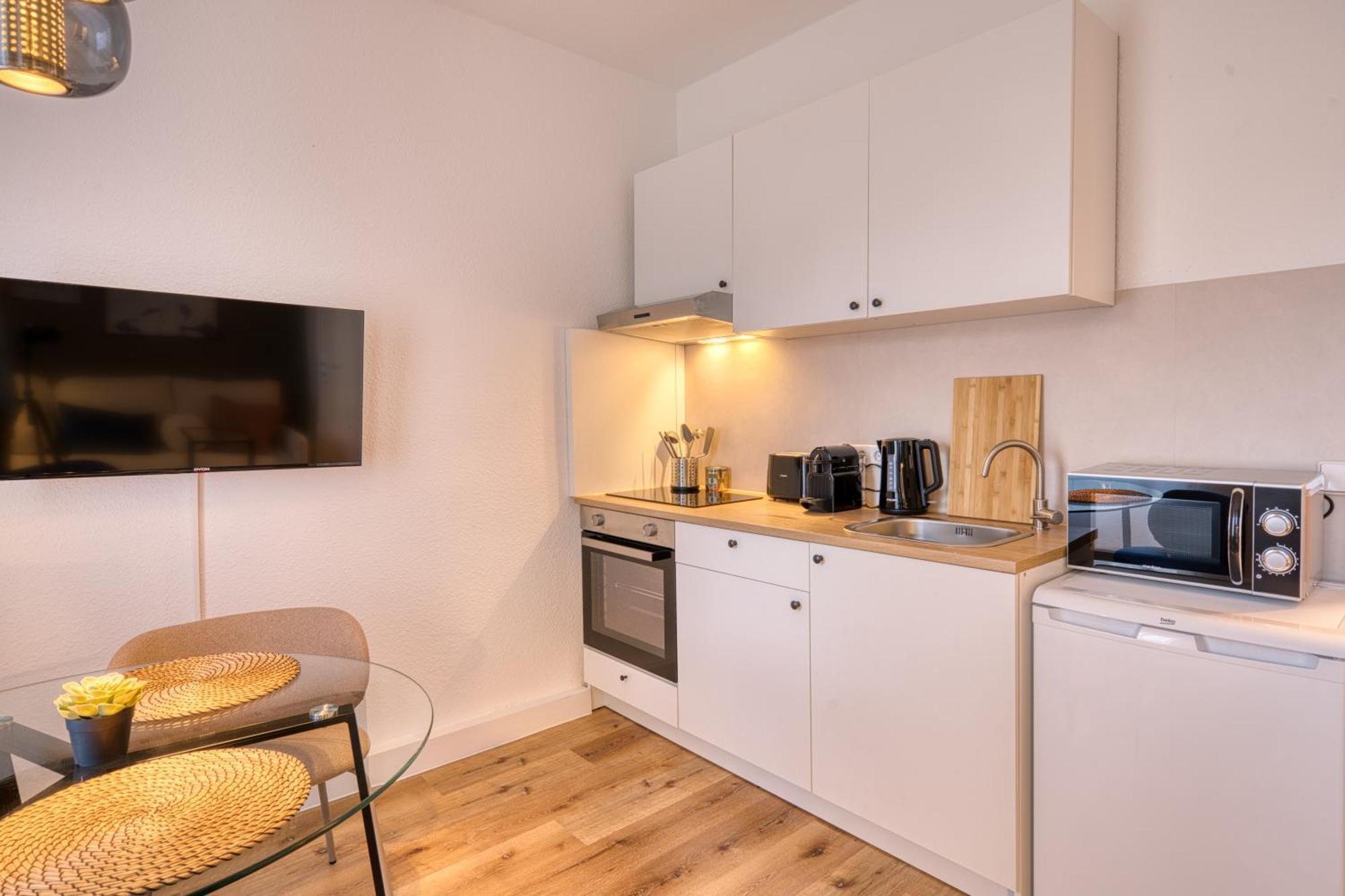 Fullhouse Premium H11 Apartment *