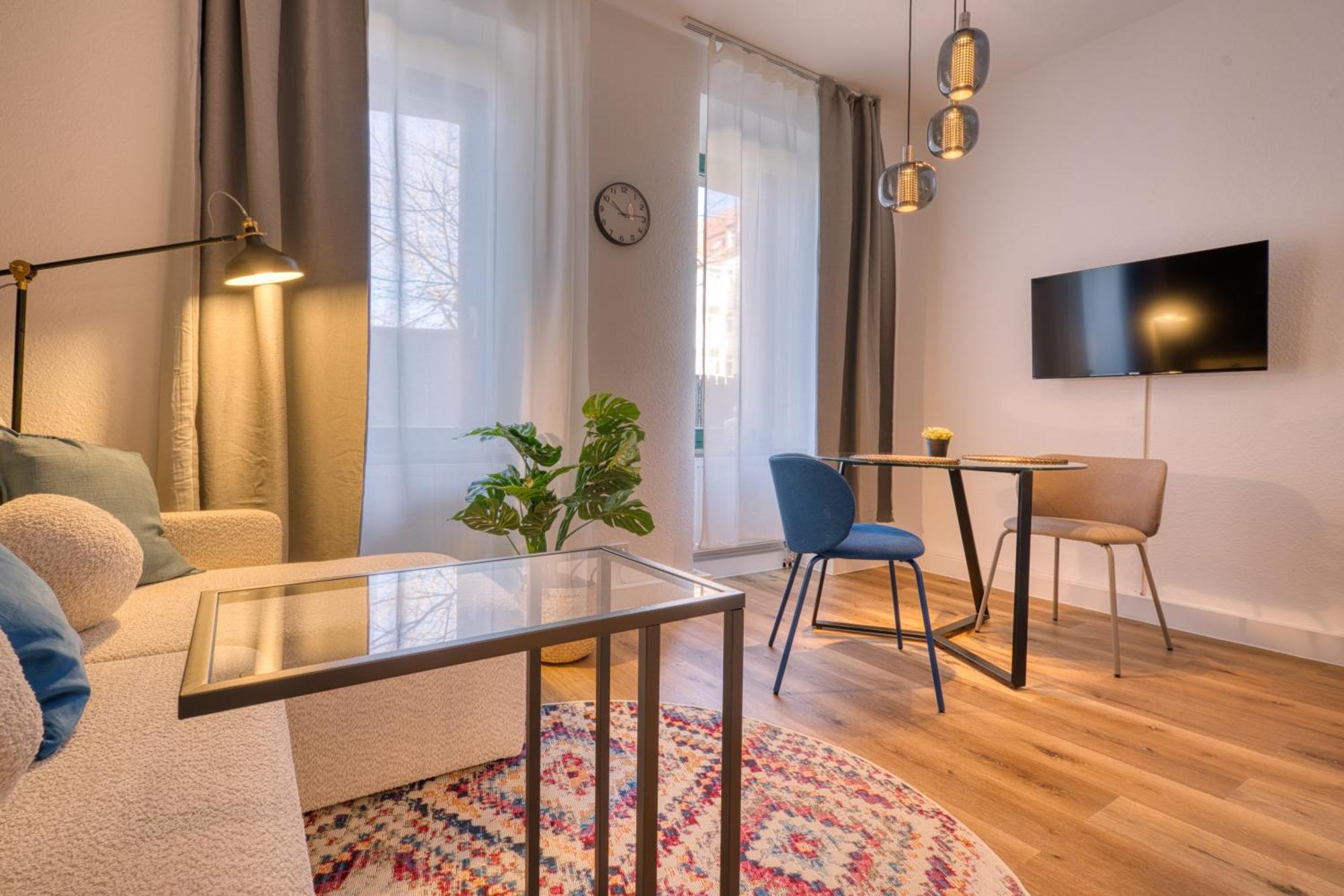 Apartment Fullhouse Premium H11 *